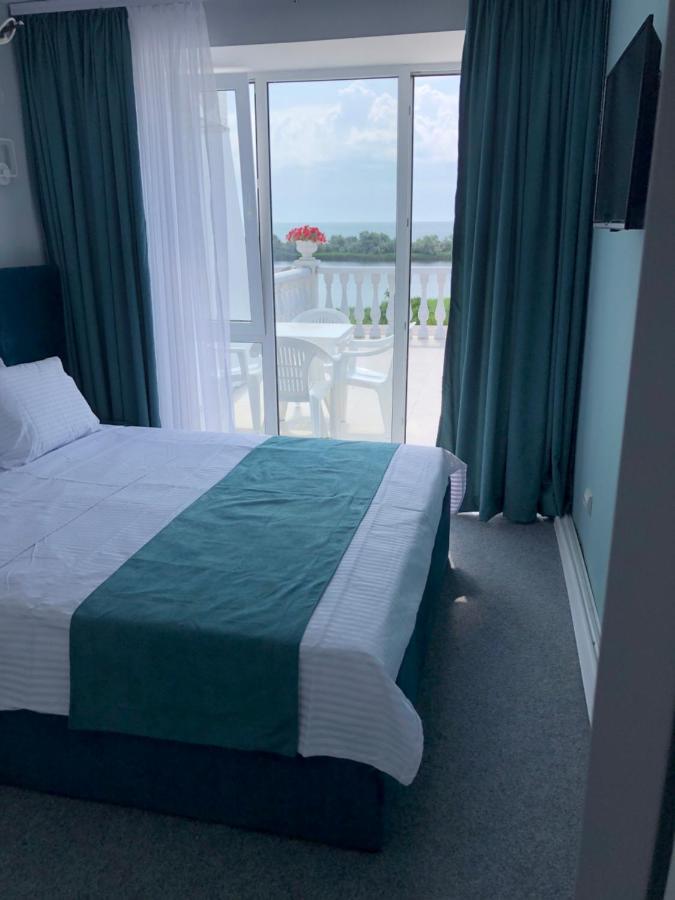 Panorama Briz Hotell Karolino-Buhaz Eksteriør bilde