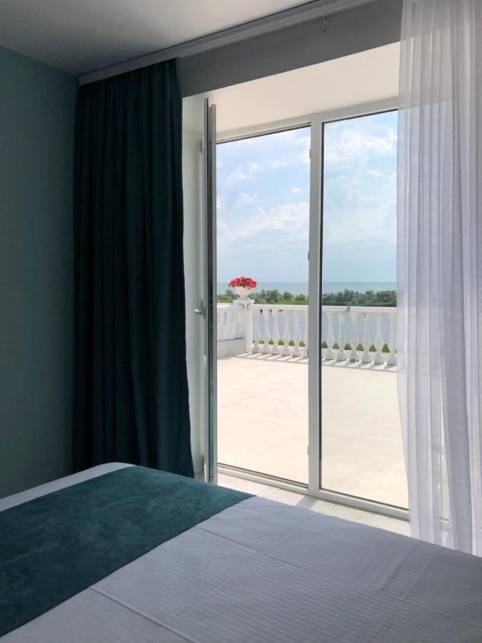 Panorama Briz Hotell Karolino-Buhaz Eksteriør bilde