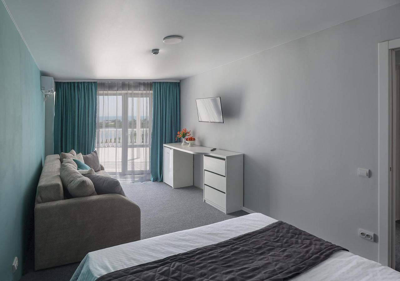 Panorama Briz Hotell Karolino-Buhaz Eksteriør bilde